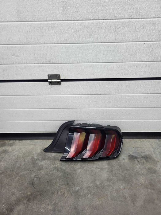 Lampa tylna prawa Ford Mustang VI gen 2015, 2016, 2017, S550 nr. 152
