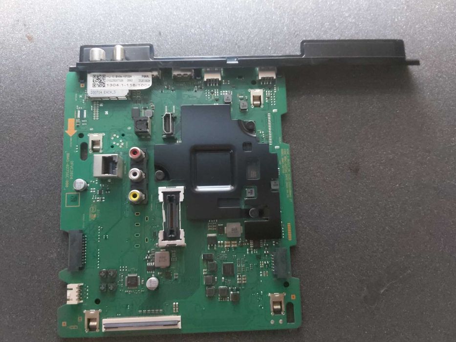 Samsung QE50Q67TAUXXH płyta główna