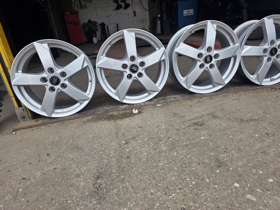 Felgi Aluminiowe Ford R16 5x108 ET50-6.5J