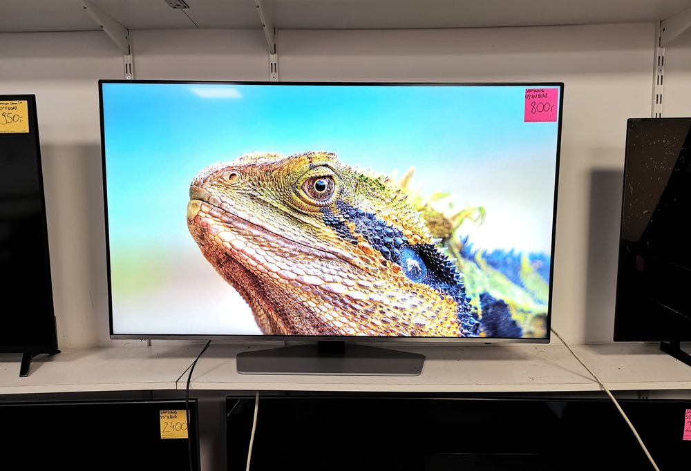 Samsung 49 cali 4K UHD hdr Smart WiFi DVB-T2 49NU8042 gw3m telewizor