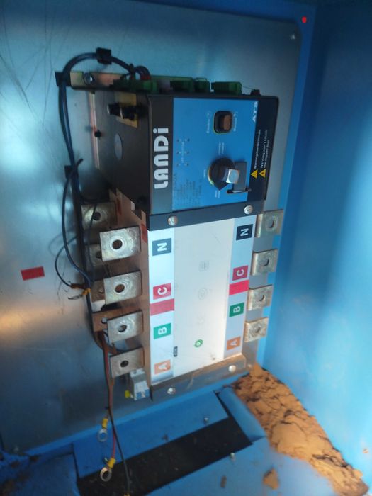 Щит АВР Landi 630А