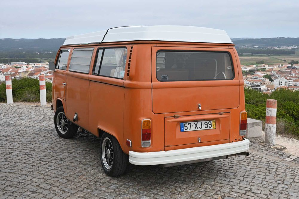 Volkswagen T2 Pão de Forma Bay Window 1973 - Motor Totalmente Reconstruído - Teto Westfalia