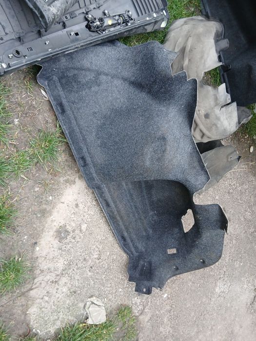 Обшивка арки правая VW Passat b7 12-15 USA