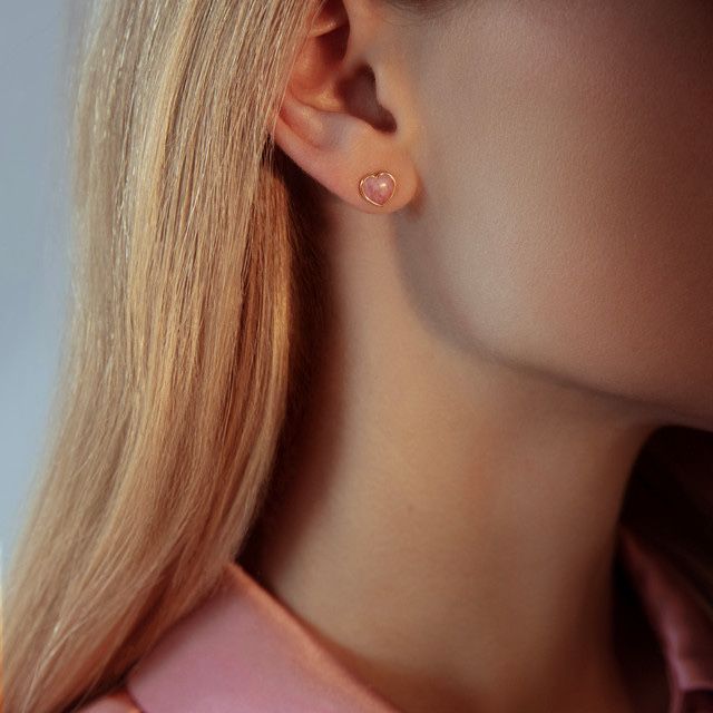 Kolczyki Lilou ze złota próby 585 serca z różowego opalu