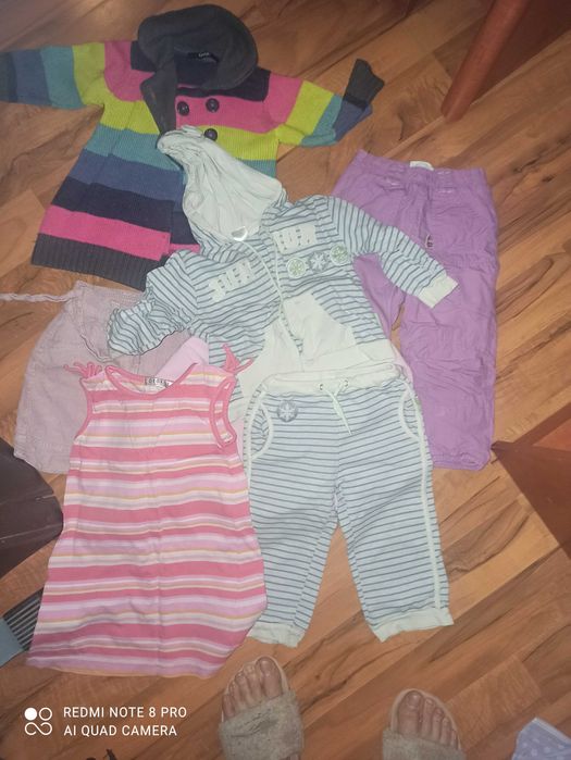 Sprzedam karton ubranek dla dziewczynki w rozmiarze od 68-98