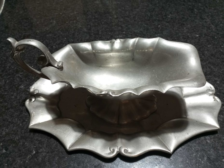 Molheira decorativa em Estanho 95%