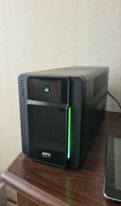 ДБЖ APC Easy UPS (УПС) bwx1200va bvx1200LI-GR