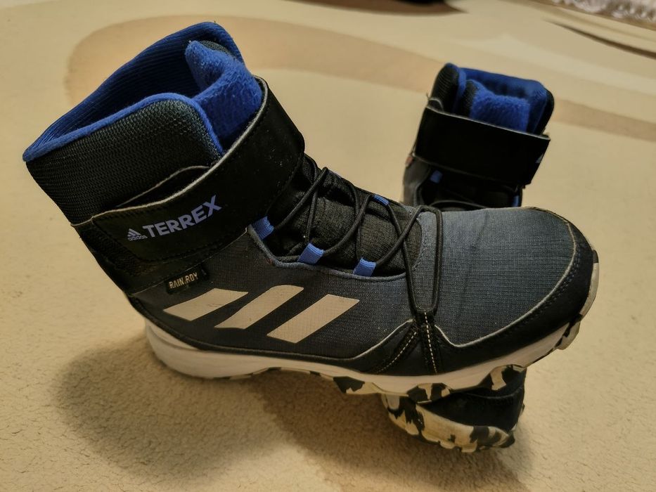 Зимние ботинки Adidas 39р