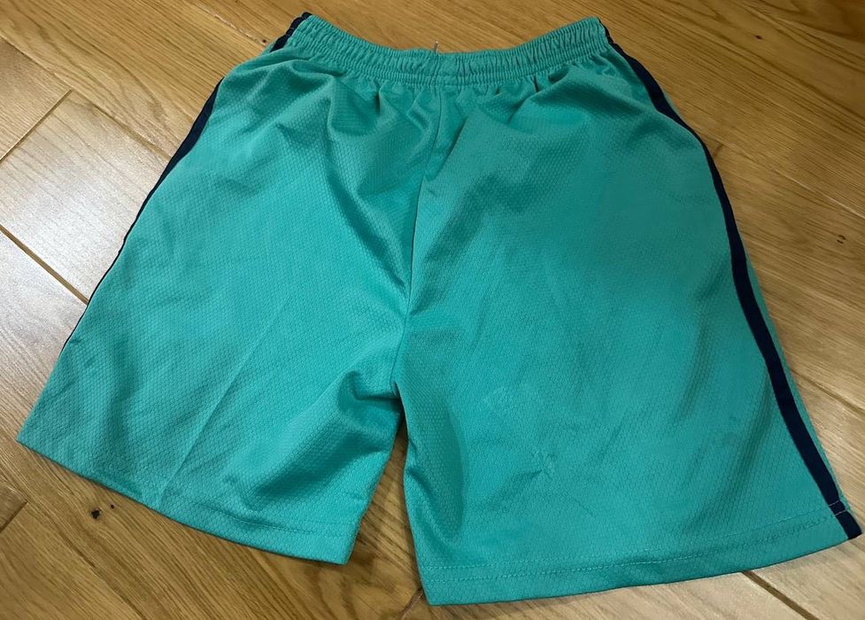 Бірюзові футбольні шорти Adidas Real Madrid на 12-15 років