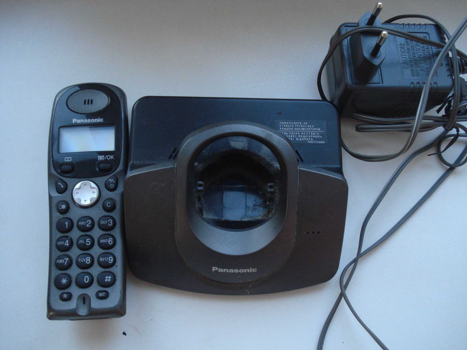 Стаціонарний радіотелефон Панасонік