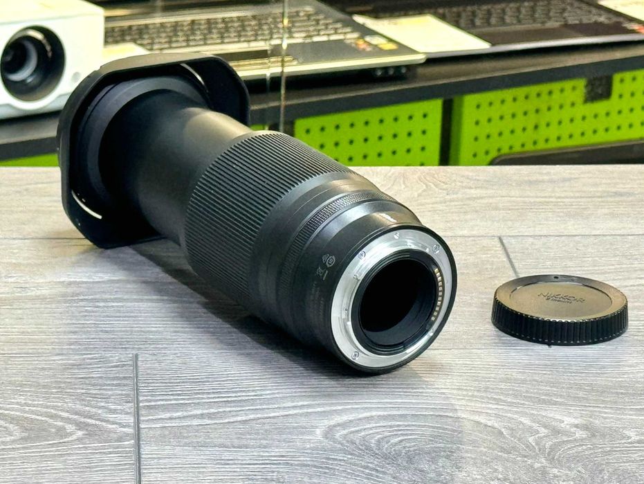 Довгофокусний об'єктив Nikon Nikkor Z 28-400mm f/4-8 (Объектив)