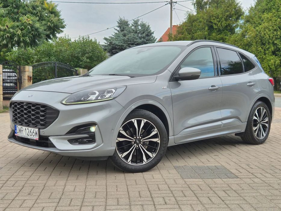 Ford Kuga 1.5 EcoBoost 150KM 21r. ST-Line, ACC, LED, Alu19', Kamera, B&O, SYNC3