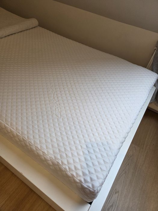 Lóżko pojedyńcze Ikea Malm 90x200 + materac + stelaż+ szuflady