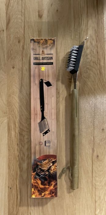 Szczotka do czyszczenia rusztu grilla