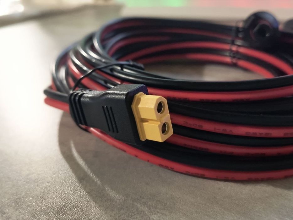 Перехідний кабель сонячної панелі 6м 12 AWG до XT60