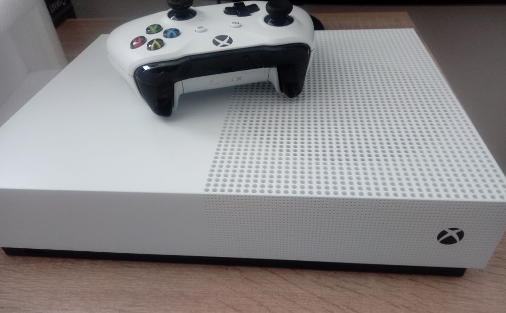 Konsola xbox one