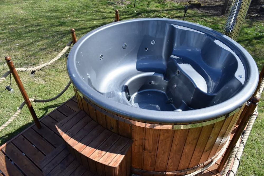 Balia na wynajem, jacuzzi