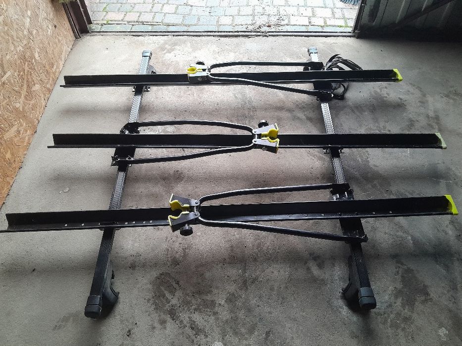 Bagażnik rowerowy na dach auta