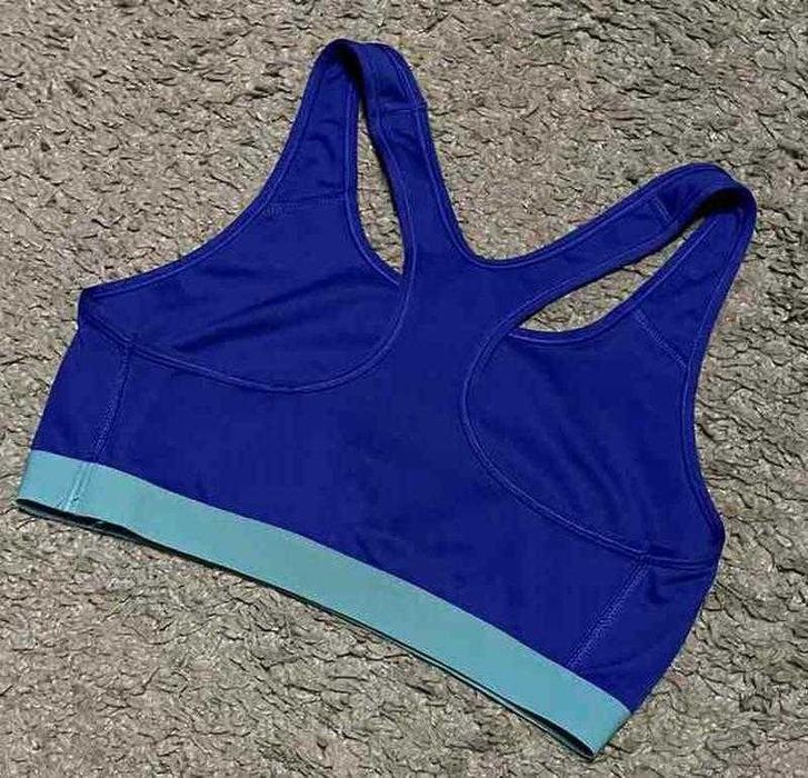 Оригинал.фирменный,спортивный топ nike pro classic bra
