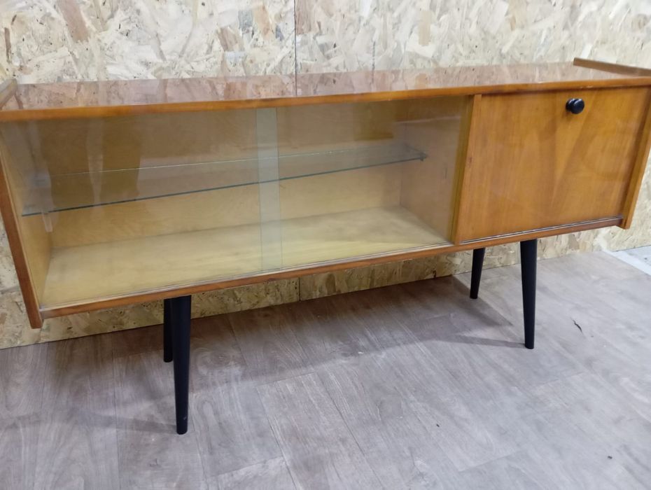 Komoda prl transport