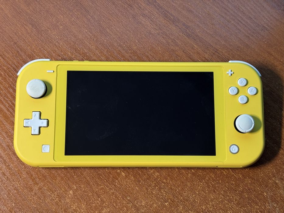 Nintendo switch lite 256 gb Багато ігр