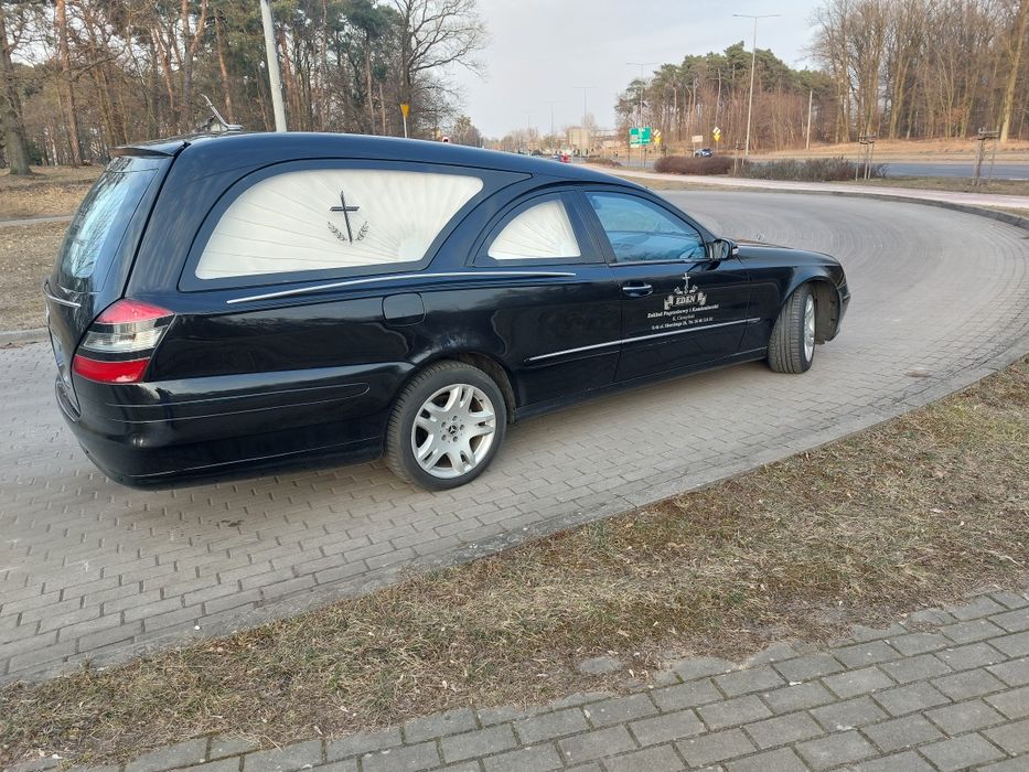 Sprzedam karawan pogrzebowy