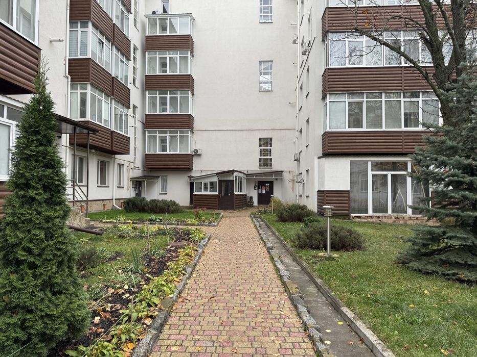Продам квартиру 50м2 в новострое ЖК Садыба ,метро 23 августа