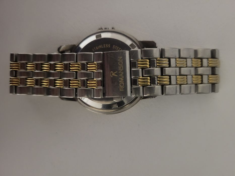 Продам чоловічий годинник Romanson