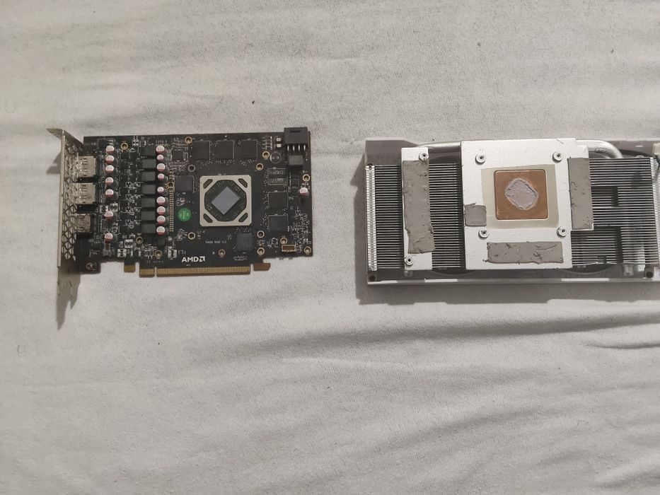 Componentes eletrônicos