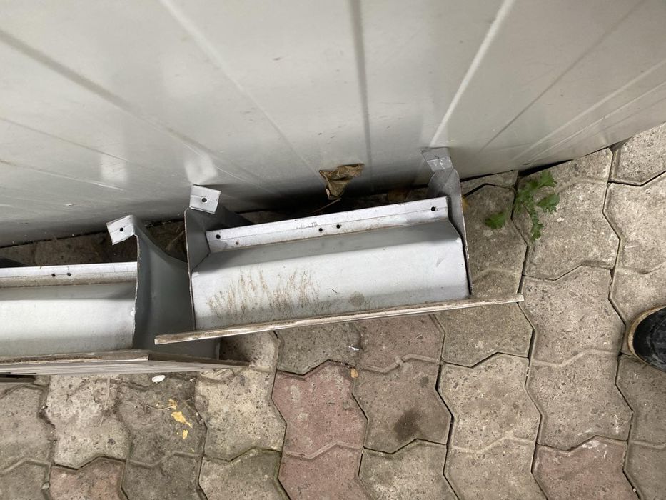 Решітка вентиляційна для сендвіч панелей