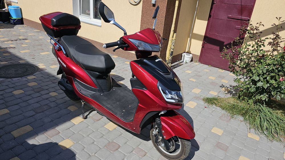 Продам електро скутер  Maxxter NEOS II