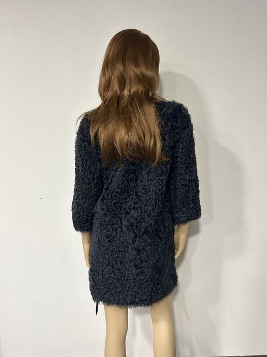 Стильне пальто з хутра кози Max Mara. Оригінал