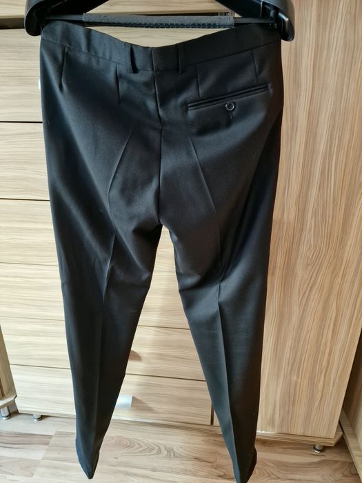 Młodzieżowy garnitur. Studniówka