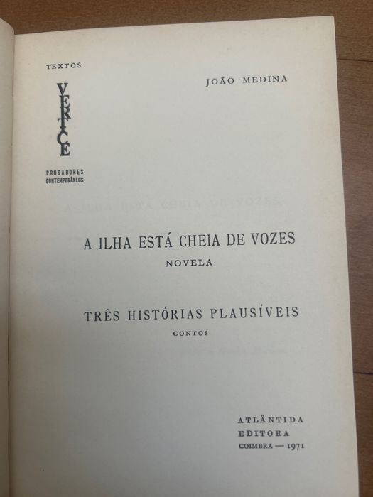 A ilha está cheia de vozes - Joáo Medina