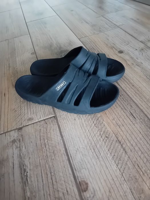 Klapki męskie 43