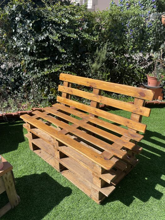 Banco de jardim madeira feito a mao