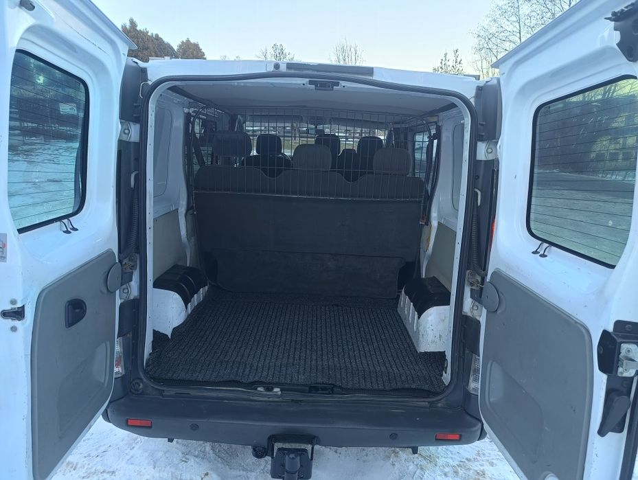 Opel Vivaro 6 osobowy