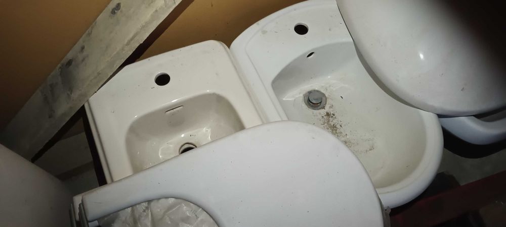 Louças casa de banho wc