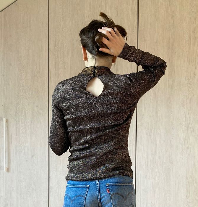 bluzka sweterekz metalicznym połyskiem S oasis