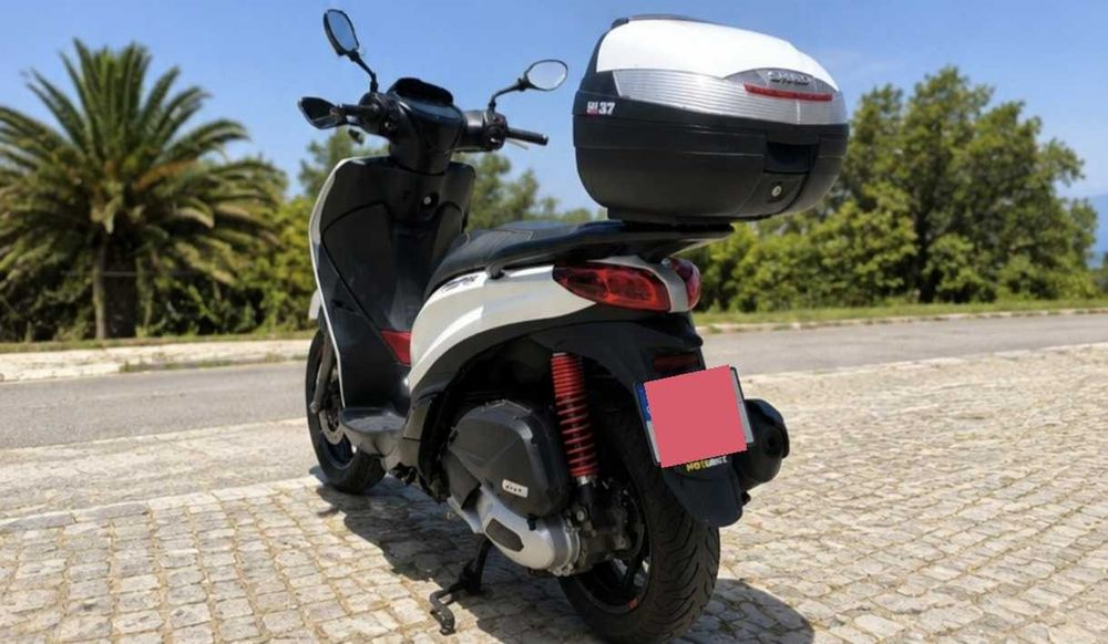 Piaggio Medley 125