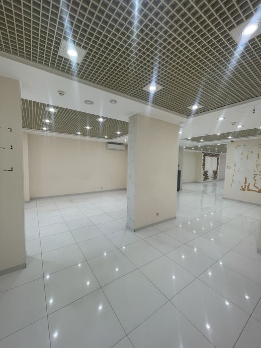 Комерційна нерухомість за адресою вул. Шухевича Романа (площа 634 м²) - Atlanta.ua - фото 4