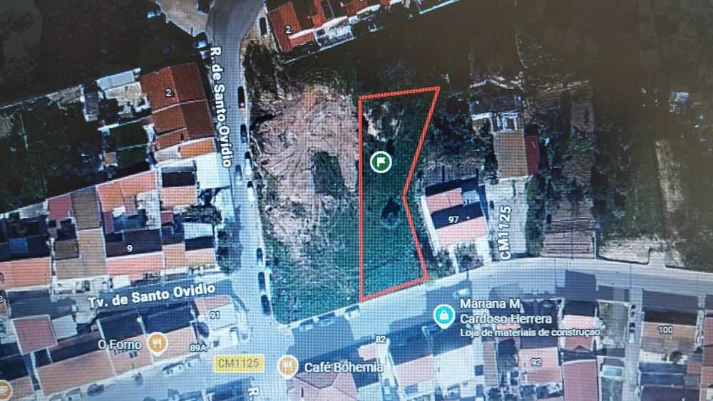 Terreno 840m2 na estrada de Santo Ovídio