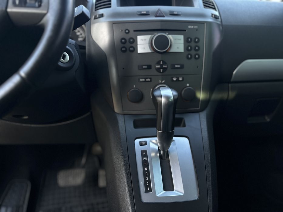 Opel zafira Avtomat 5500уо