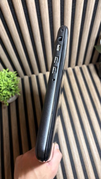Продам Ноутбук Dell Inspiron 5567 — i7-7500U / 16 ГБ / SSD 256 ГБ / Radeon 4 ГБ