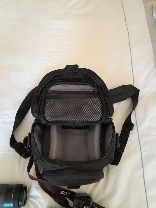 Câmara Fotográfica Canon EOS 100D KIT