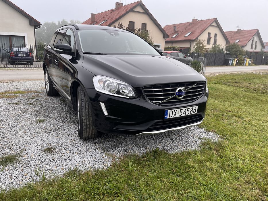 Volvo XC60 T5 2.0 245 KM | Automat | 2015 | 180 tys. km | Do wymiany pierścieni
