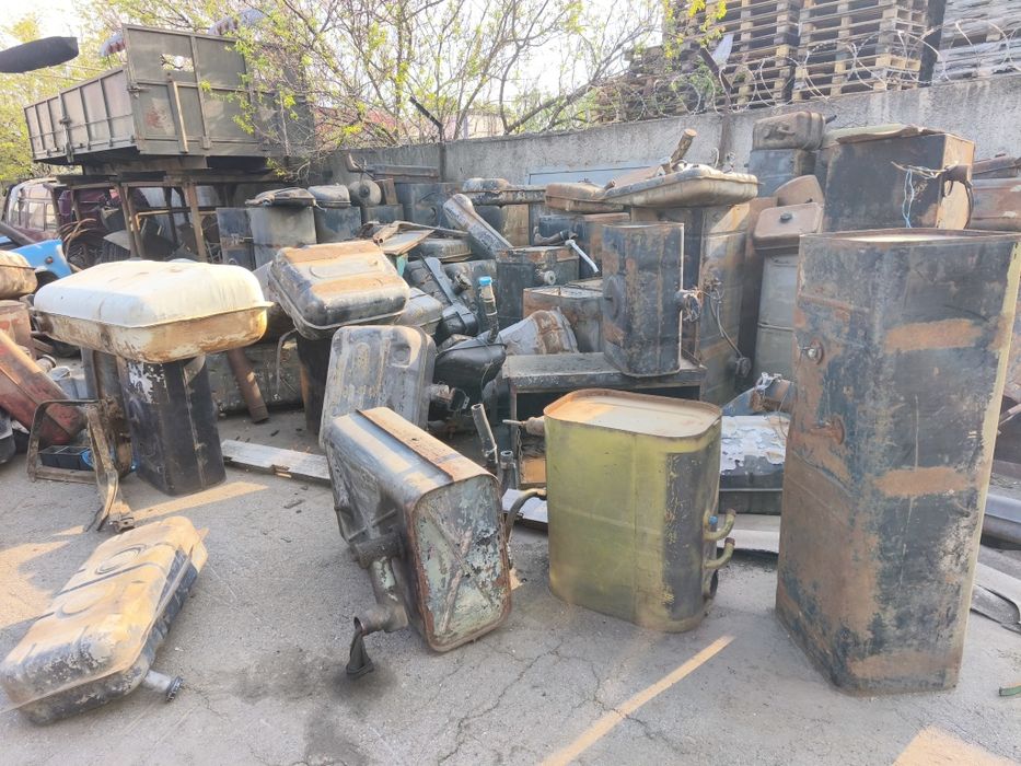 Паливний бак Газ 53 3307 3309 66 Зіл 130 Камаз Маз Краз Урал Фотон