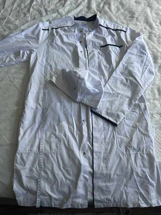 Продам чоловічий медичний халат стан нового