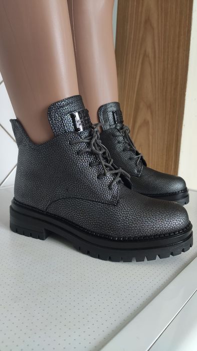 Классные Зимние Ботинки на Меху.