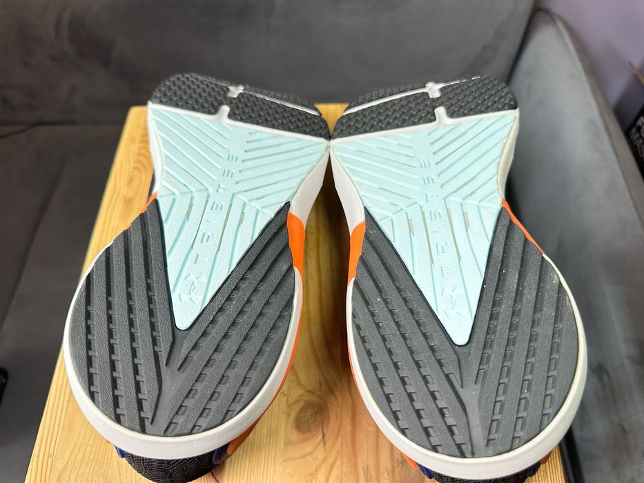 Męskie Buty Treningowe Under Armour hovr Apex 2  r.46